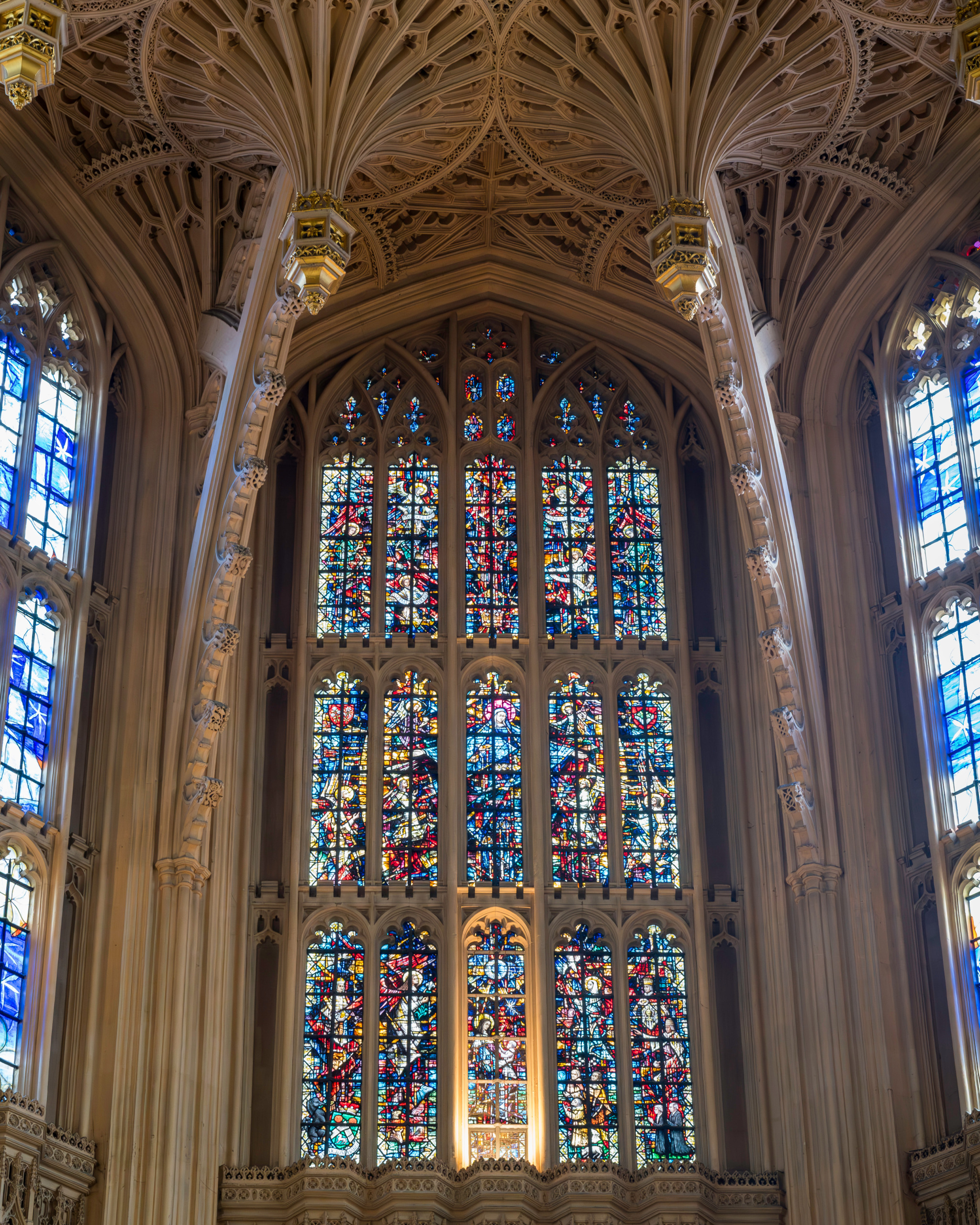 Interior of the Henry VII Lady Chapel at Westminster Abbey showing elaborate Perpendicular Gothic fan vaulting, ornate stone tracery, and the richly detailed ceiling of one of England's finest historic sacred spaces.